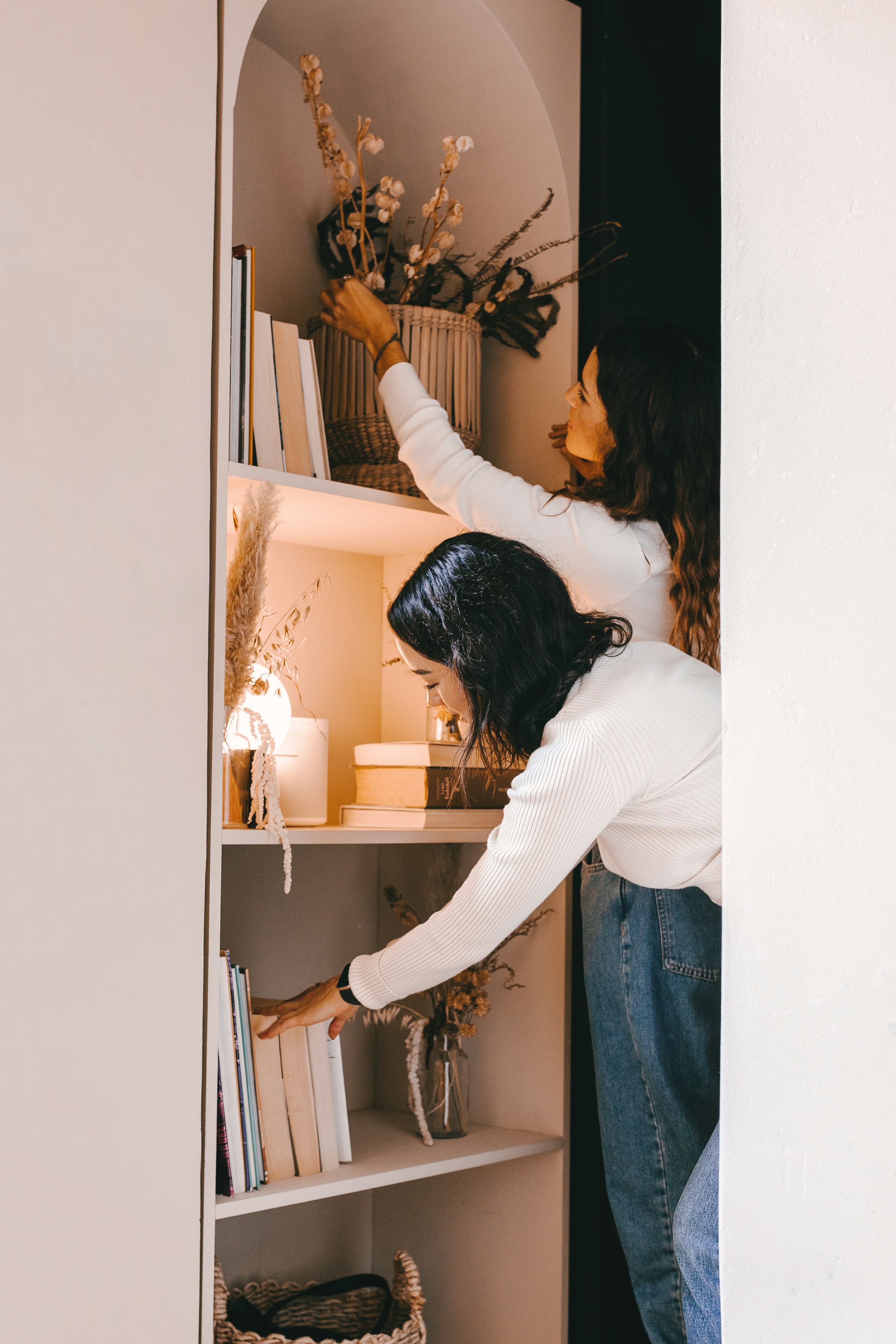 Person checking off a cleaning checklist in a rental house